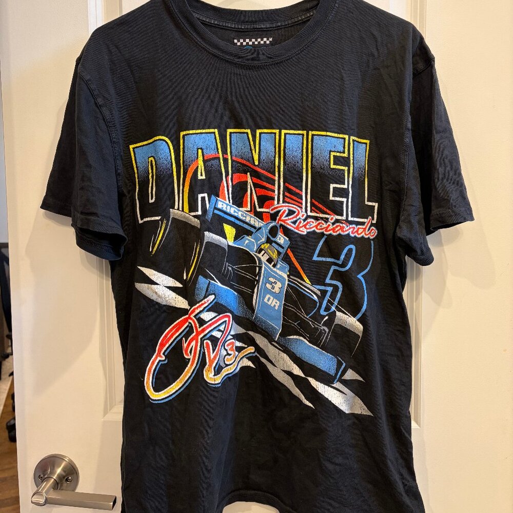 Unisex Daniel Ricciardo F1 retro-style graphic tee